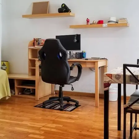 Cosy Budget Studio